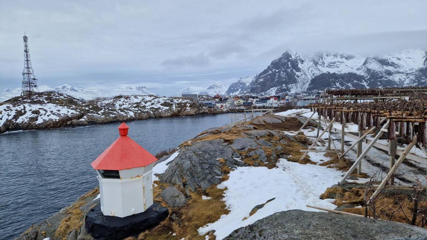 Leilighet I Banhammaren Med Balkong Henningsvær Esterno foto